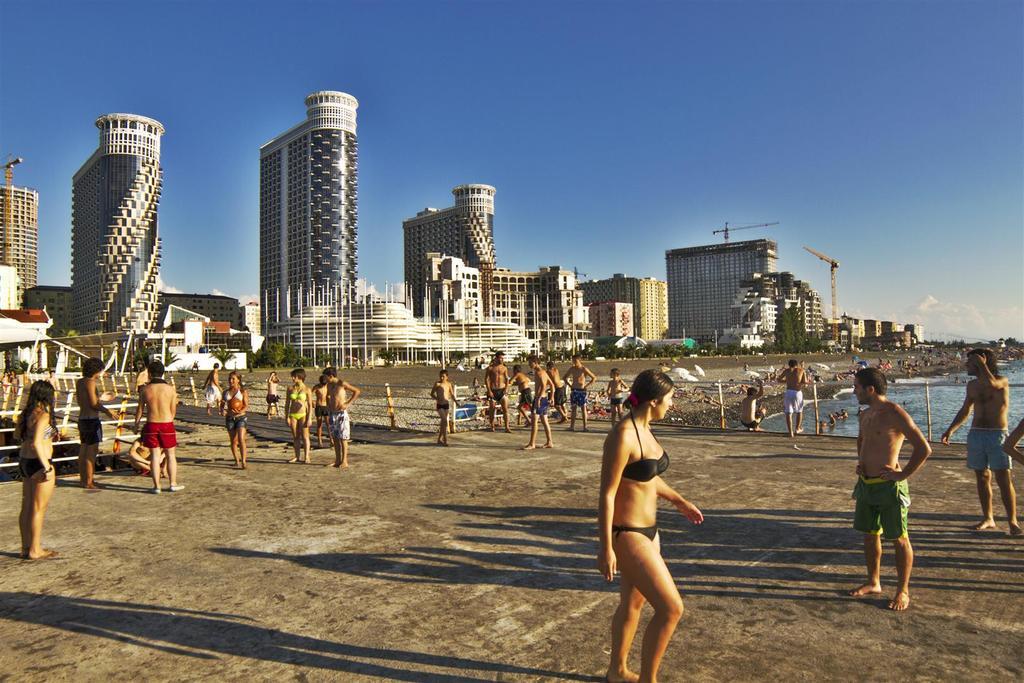 Sebi Apartment Batumi Towers Extérieur photo